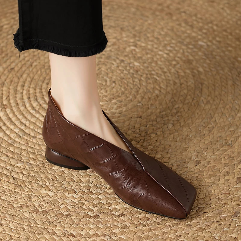 ELVIENNE PUMPS