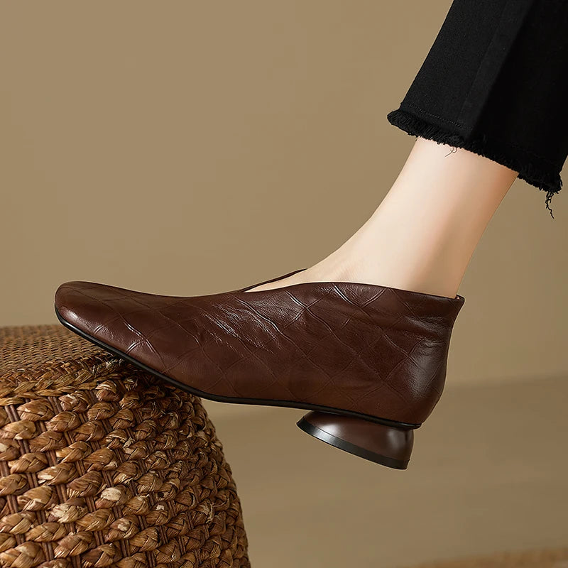 ELVIENNE PUMPS