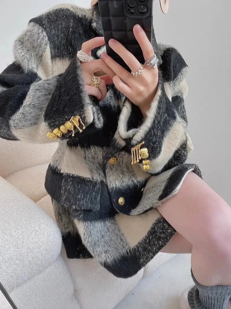 VIVIENNE CHECK BLAZER