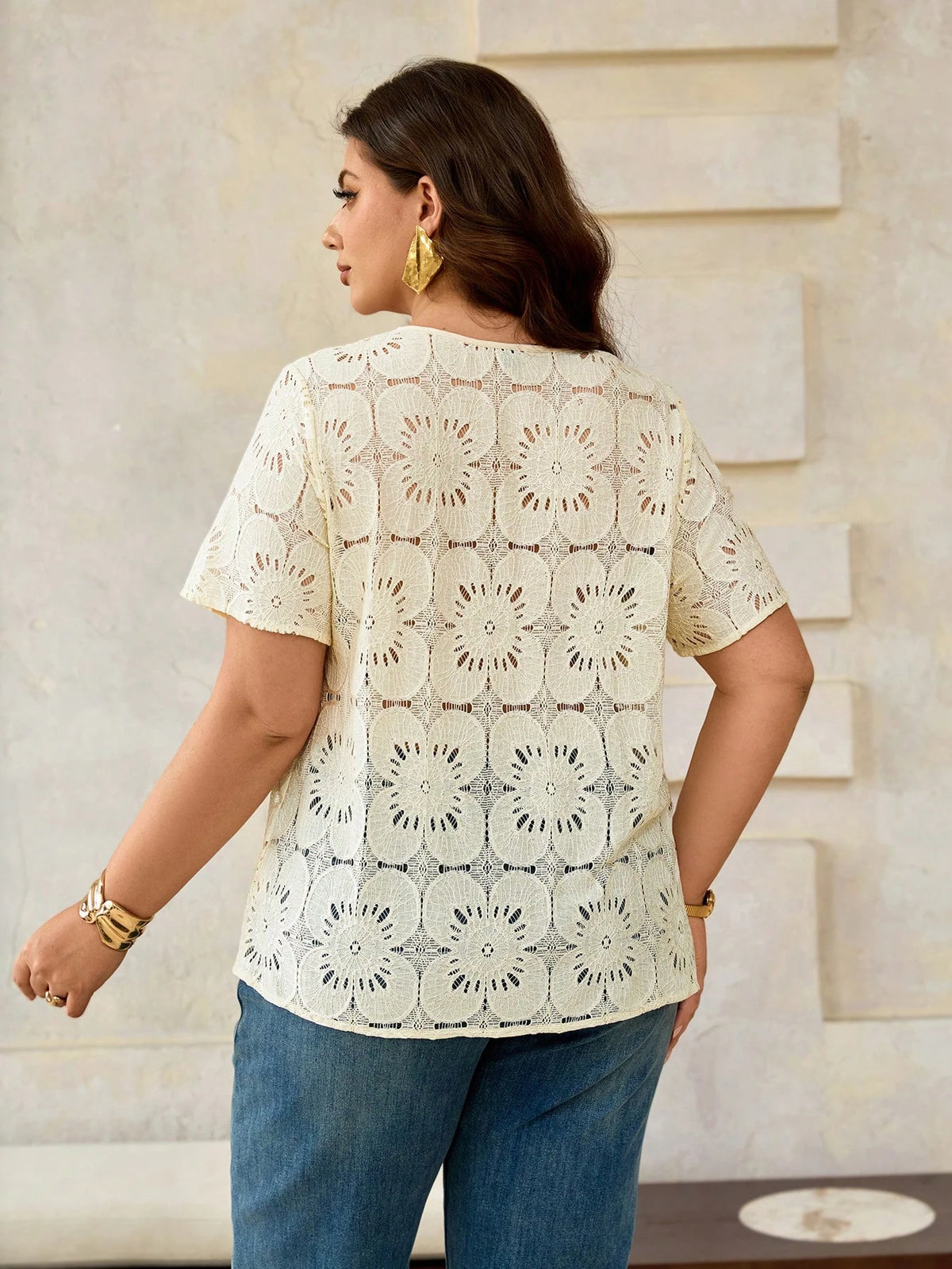 LEONIE FLORAL LACE TOP