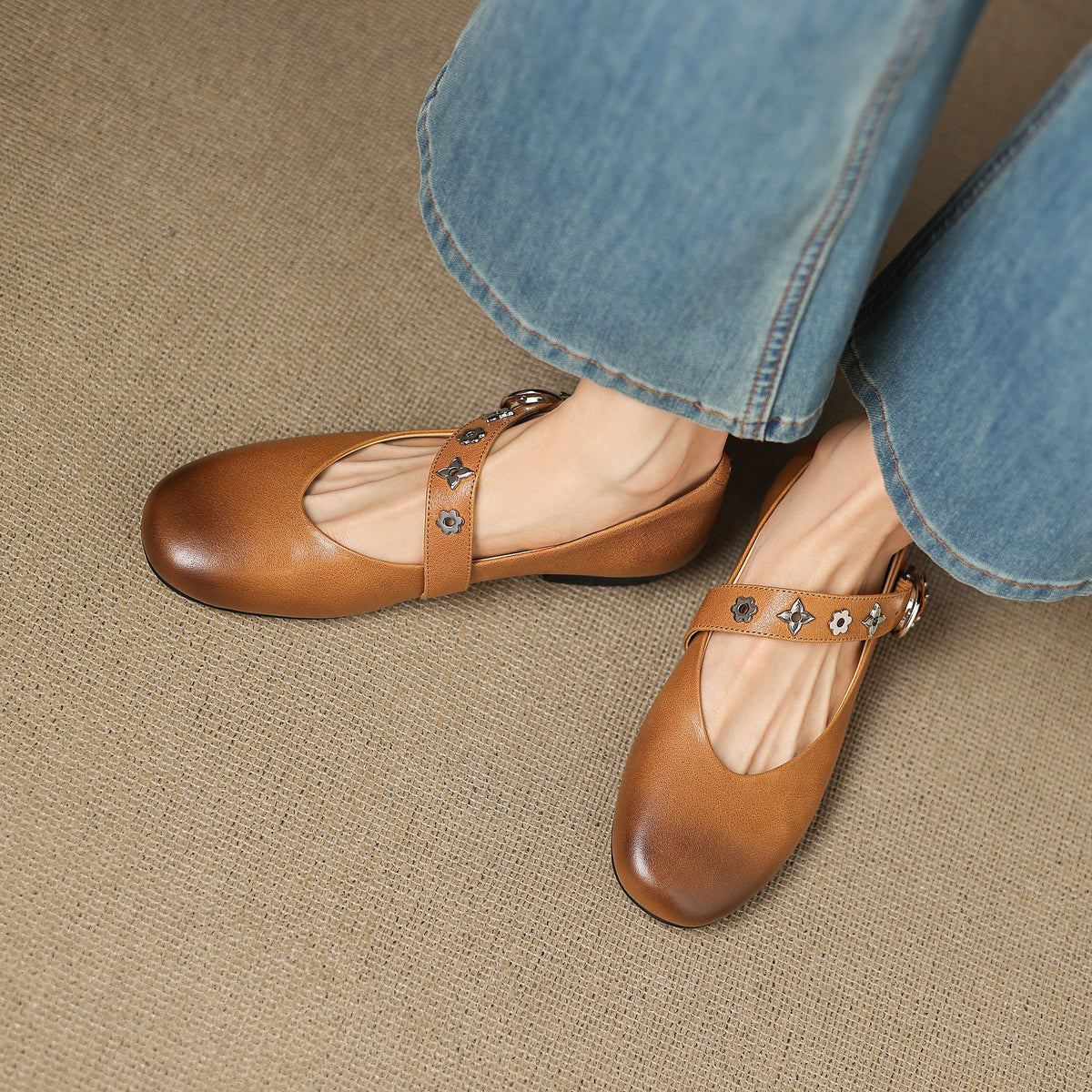 OPHIRA GENUINE LEATHER FLATS